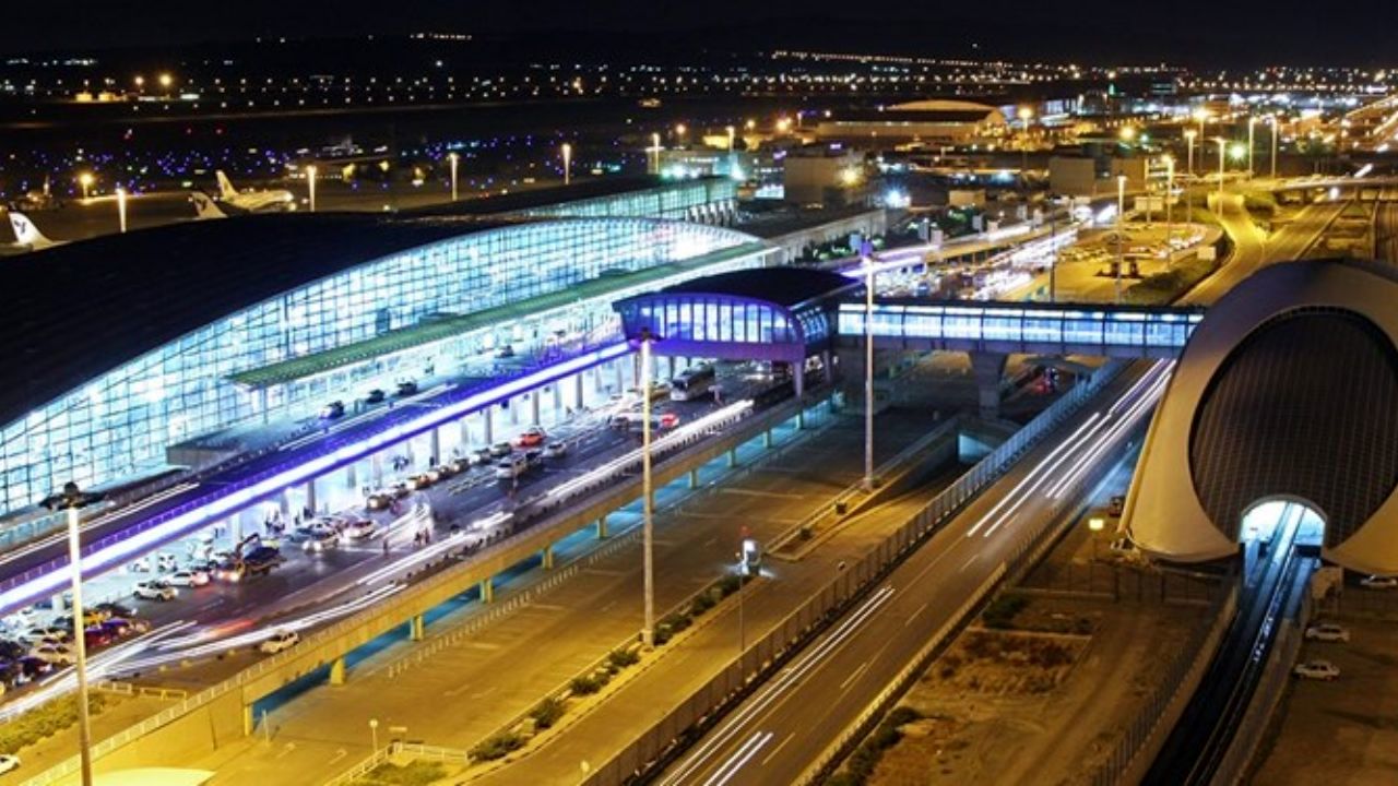معضل بوی نامطبوع فرودگاه امام چه زمانی برطرف می‌شود؟