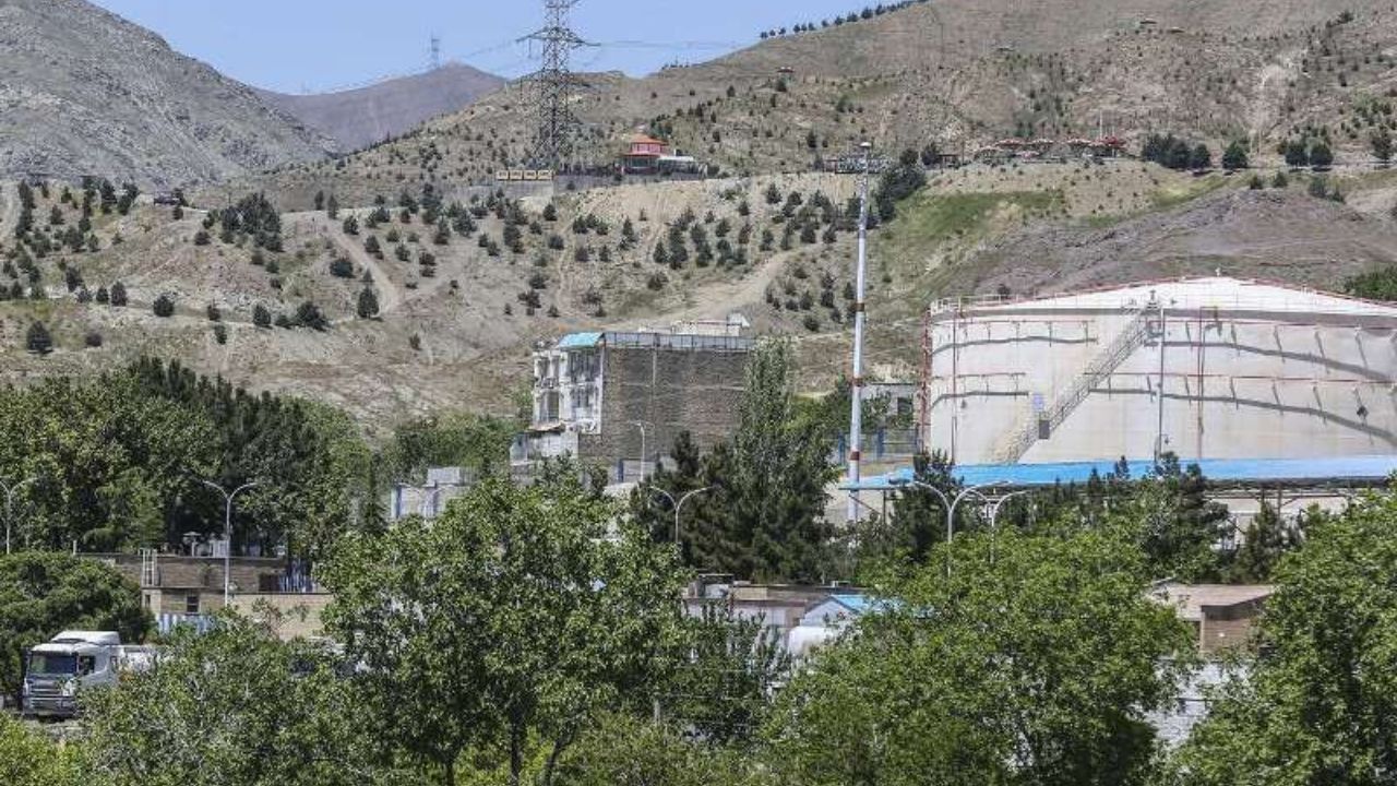 بررسی راهکارهای رفع مشکلات زیست محیطی انبار نفت شهران