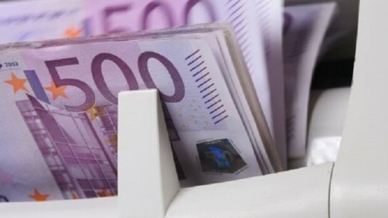 چین در صدر کشورهای دارای ذخایر ارزی جهان