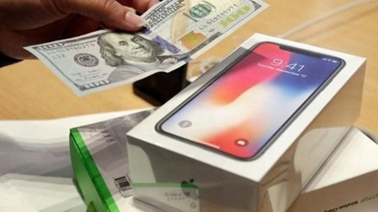 اظهار و ثبت تلفن همراه مسافرین در لحظه ورود به کشور انجام می‌شود