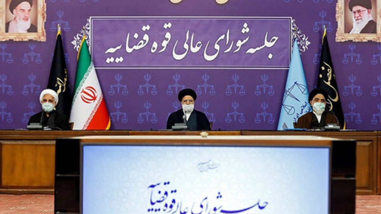 برخی عملا امیدشان به نتیجه انتخابات فلان کشور است / بخشی از مشکلات، ناشی از چشم دوختن به لبخند یا خشم خارجی‌ها است