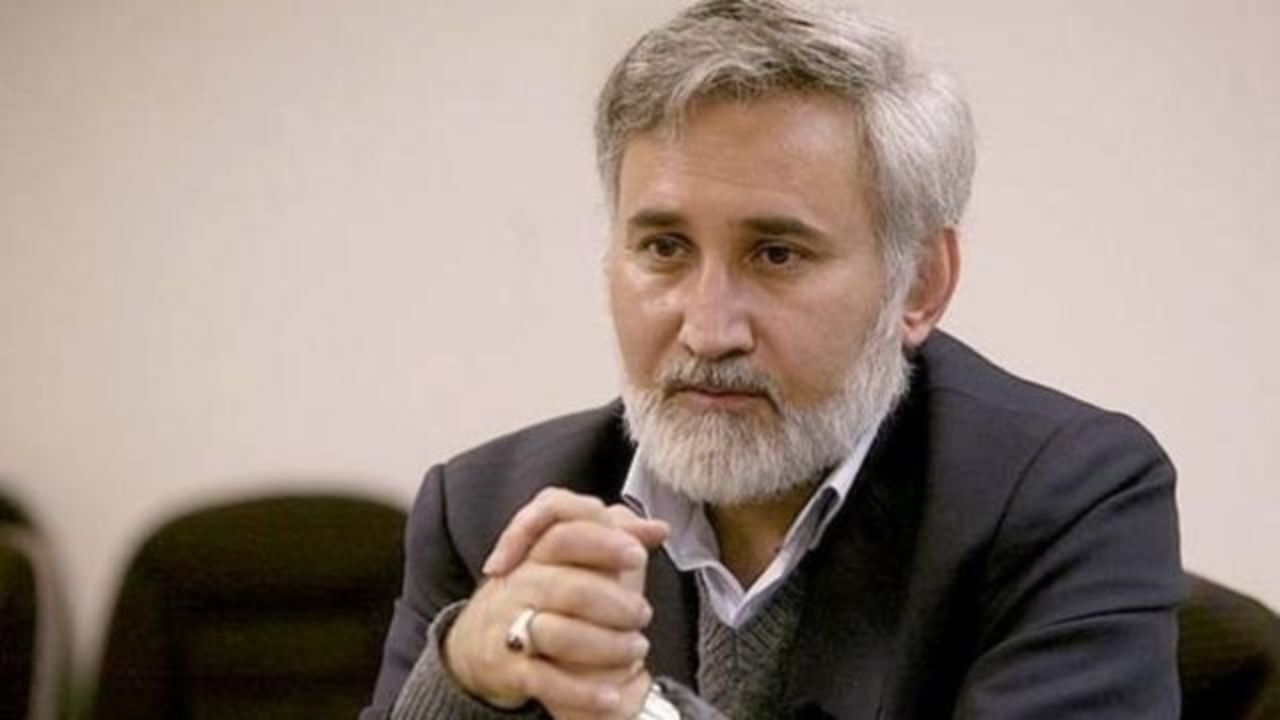 ایران بدون شجریان چیزی کم دارد