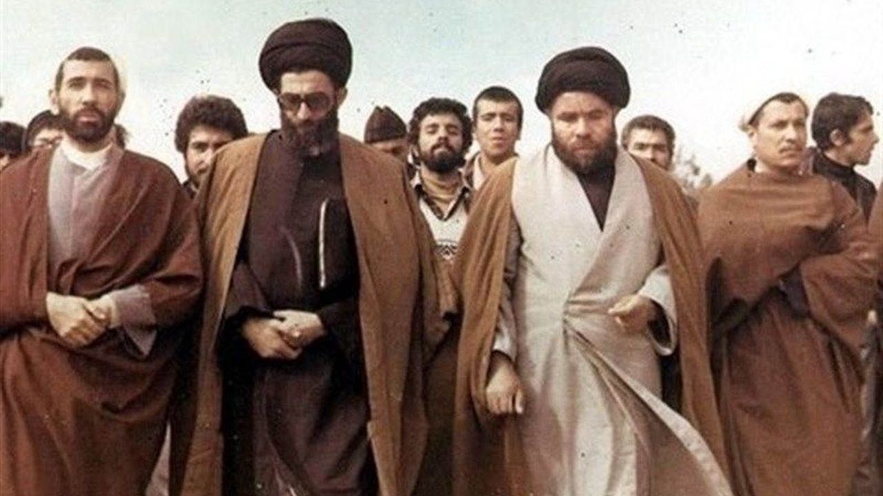 چه کسی نقش رهبری را در سریال «راز ناتمام» بازی می‌کند؟