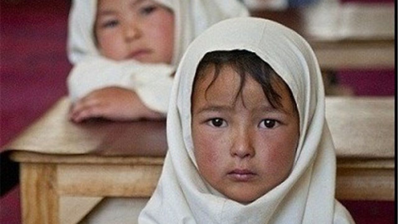 300 هزار دانش‌آموز اتباع دسترسی به شاد ندارند