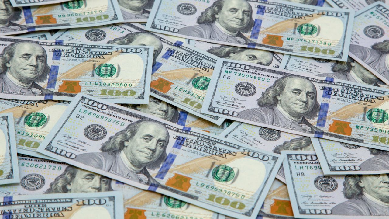 دولت از افزایش نرخ ارز نفع می‌برد؟