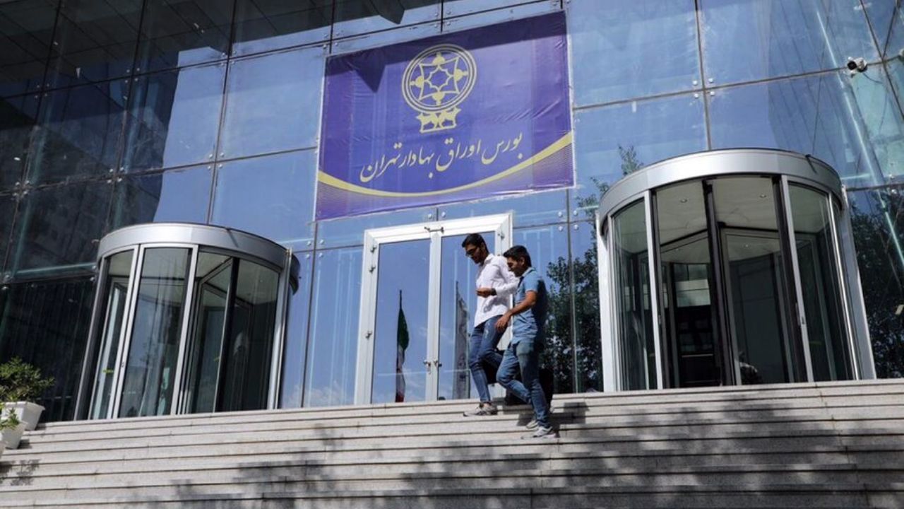 نگاهی به بازار بورس و چشم‌انداز آن