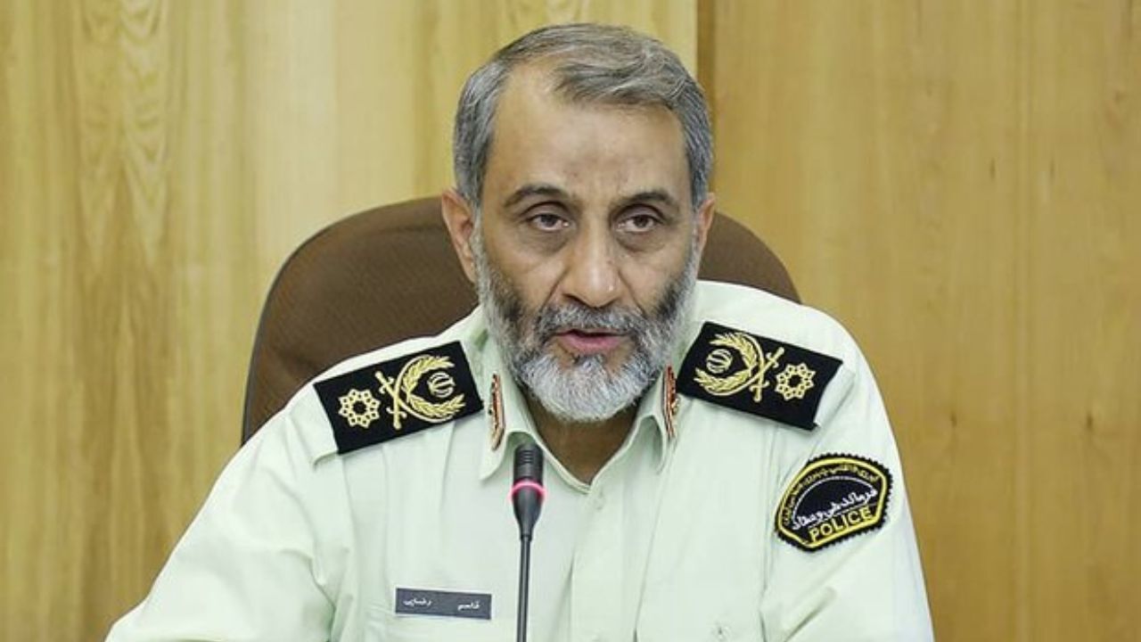 شناسنامه اراذل جمع آوری شده است