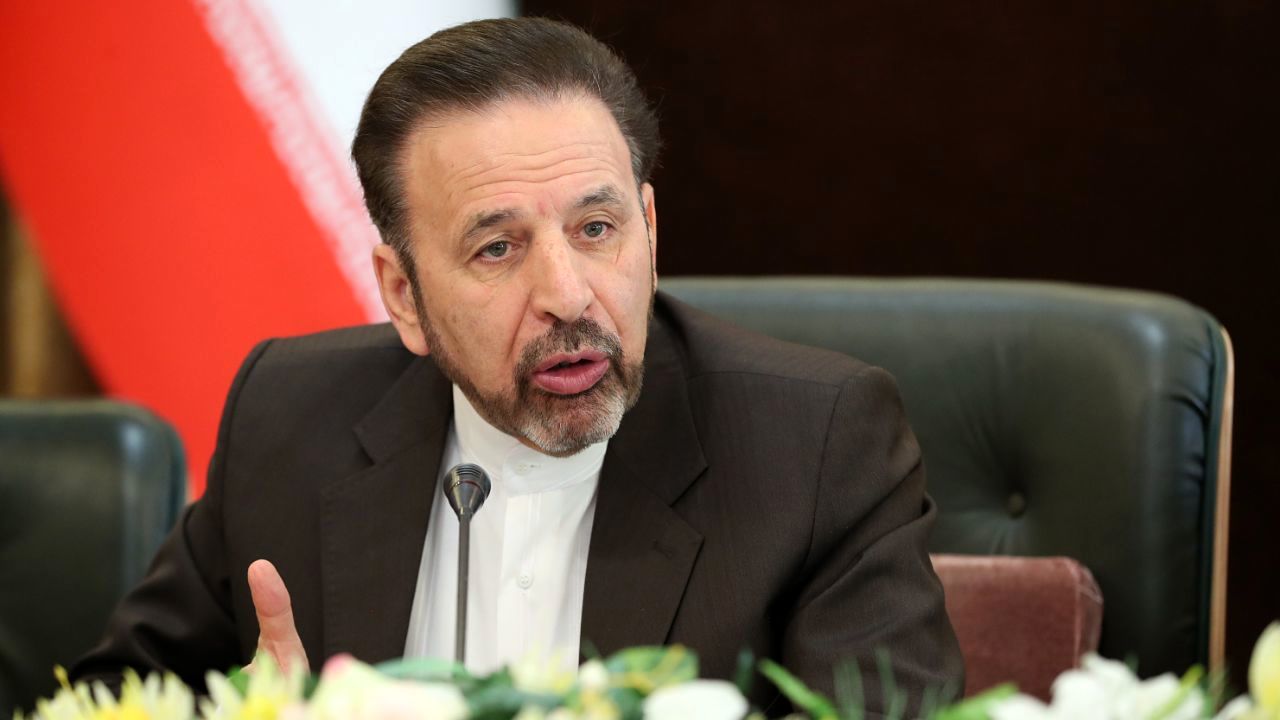 عده‌ای سنگ‌اندازی می‌کنند تا تحریم‌ها را برداشته نشود / بندهایی تصویب کرده‌اند که مانع رفع تحریم است