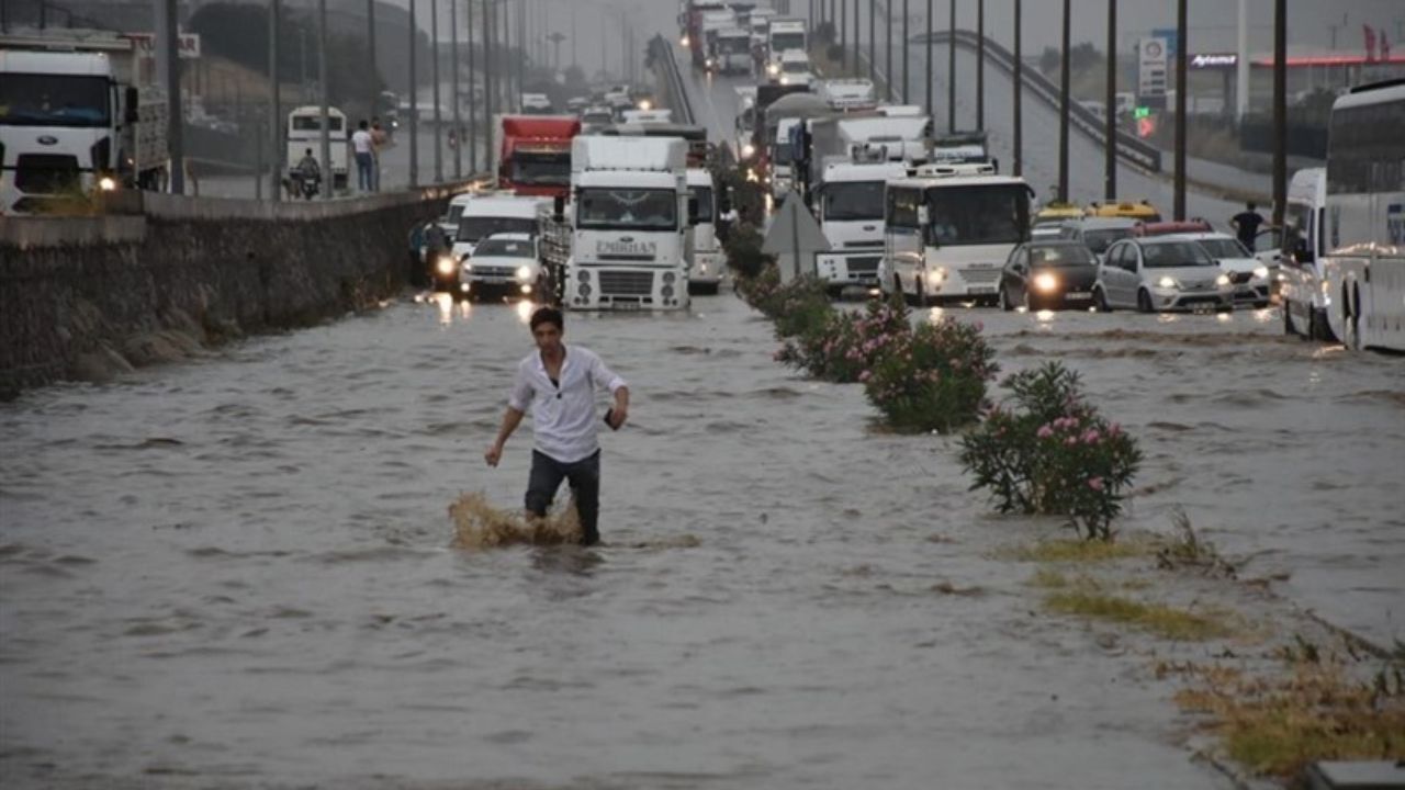 سیل بوشهر، جان دو نفر را گرفت