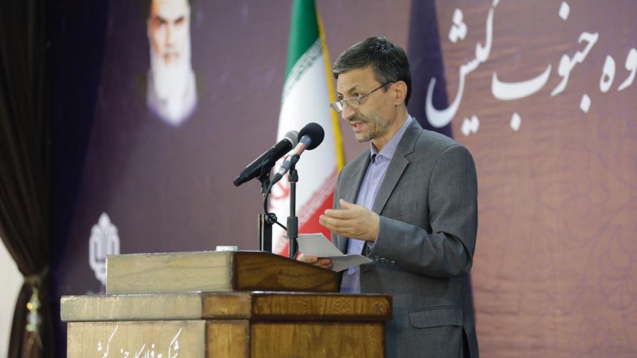 رهبر انقلاب درباره استفاده از اموال بنیاد برای کمک به کرونا سقف تعیین نکردند