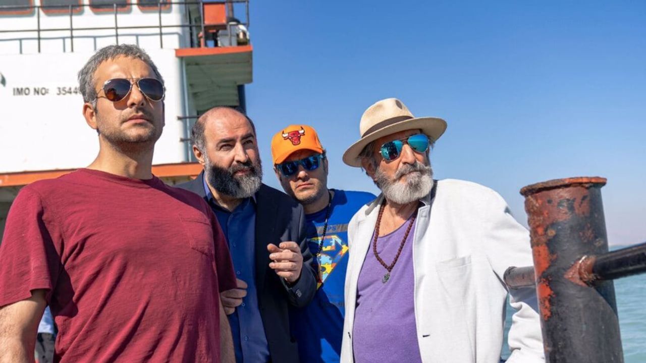 اولین تصاویر از «خوب، بد، جلف؛‌ رادیو اکتیو»/ عوامل سریال در راه قشم