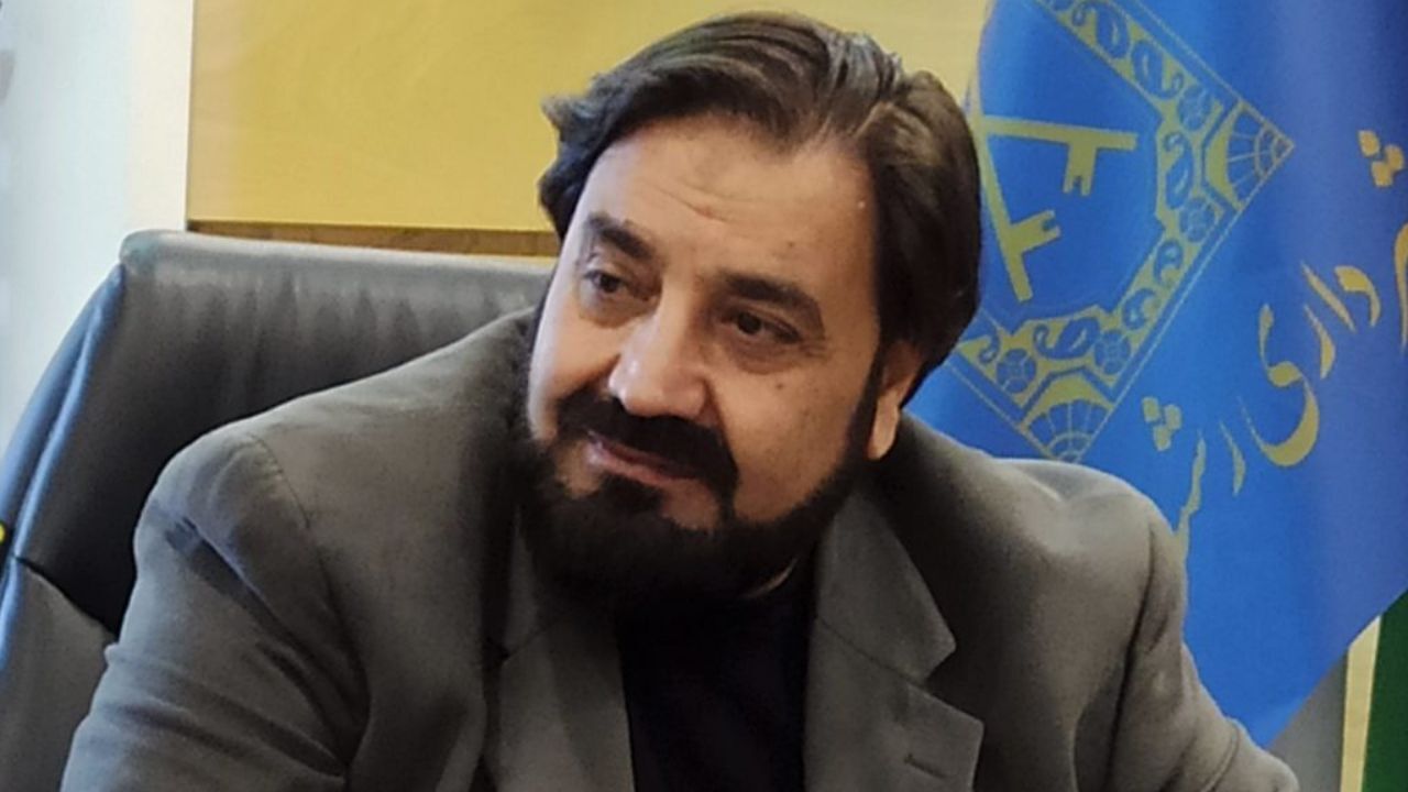 ایران باید علاوه بر ویروس کرونا با ویروس تحریم و تحریف نیز بجنگد/ «عاقبت به خیری» برای حاج قاسم یک ارزش بود و همین موضوع برای سرباز، تبدیل به مکتب شد