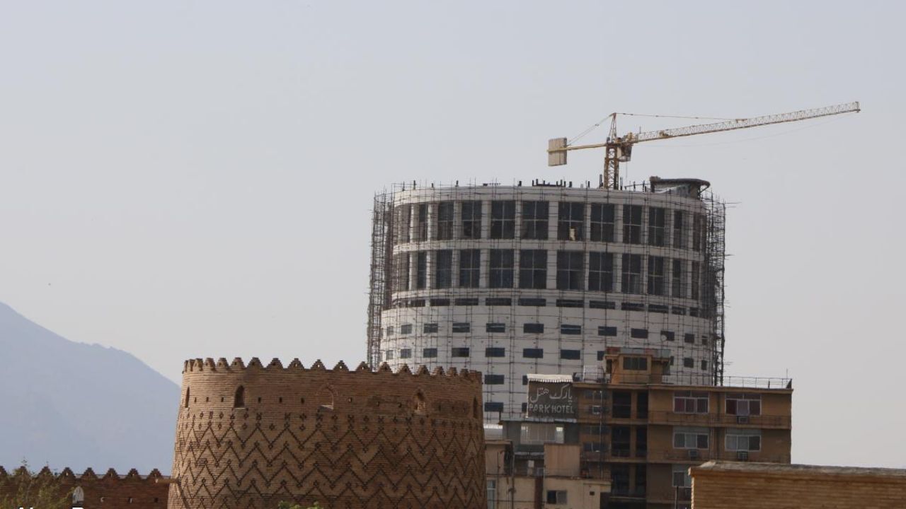 پروانه هتل آسمان شیراز نیاز به بازنگری دارد