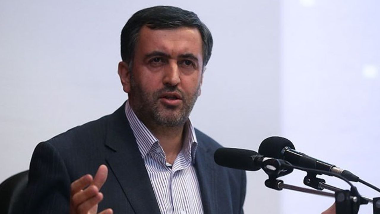 روزنامه جوان: صبوری و مظلومیت آیت‌الله خامنه‌ای در مواجهه با چپ‌ها باعث عزت بیشتر ایشان شد