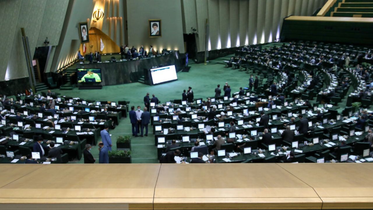 ثبت‌نام داوطلبان انتخابات ریاست‌جمهوری همچنان حضوری انجام می‌شود