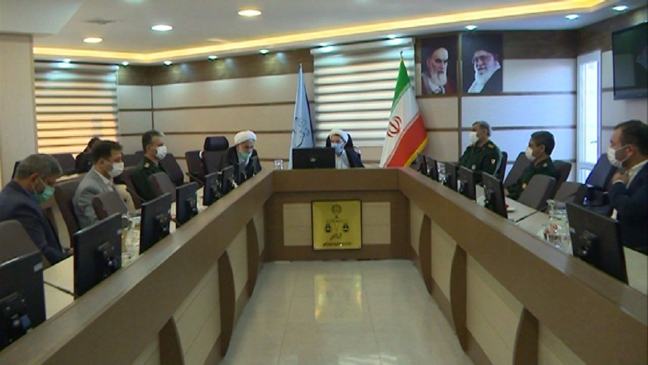 سپاه پاسداران با حضور دلسوزانه و کمک‌های خود توانست مشکلات و آسیب‌های ناشی از ویروس منحوس کرونا را تا حد زیادی در استان کاهش دهد