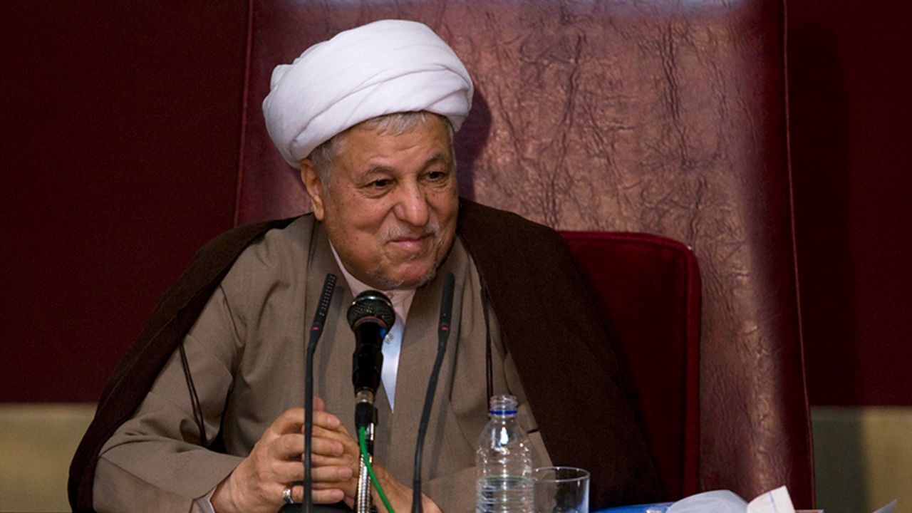 آیت‌الله هاشمی نه در کاخ فرح که در خانه سابق امیرعباس هویدا درگذشت+ ویدئو