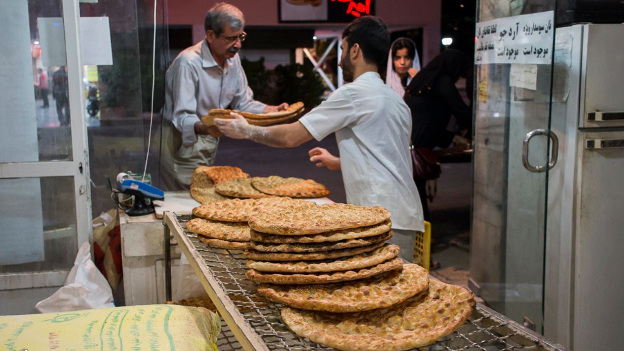 هزینه‌ها بالا رفته، اما نرخ نان ثابت مانده است