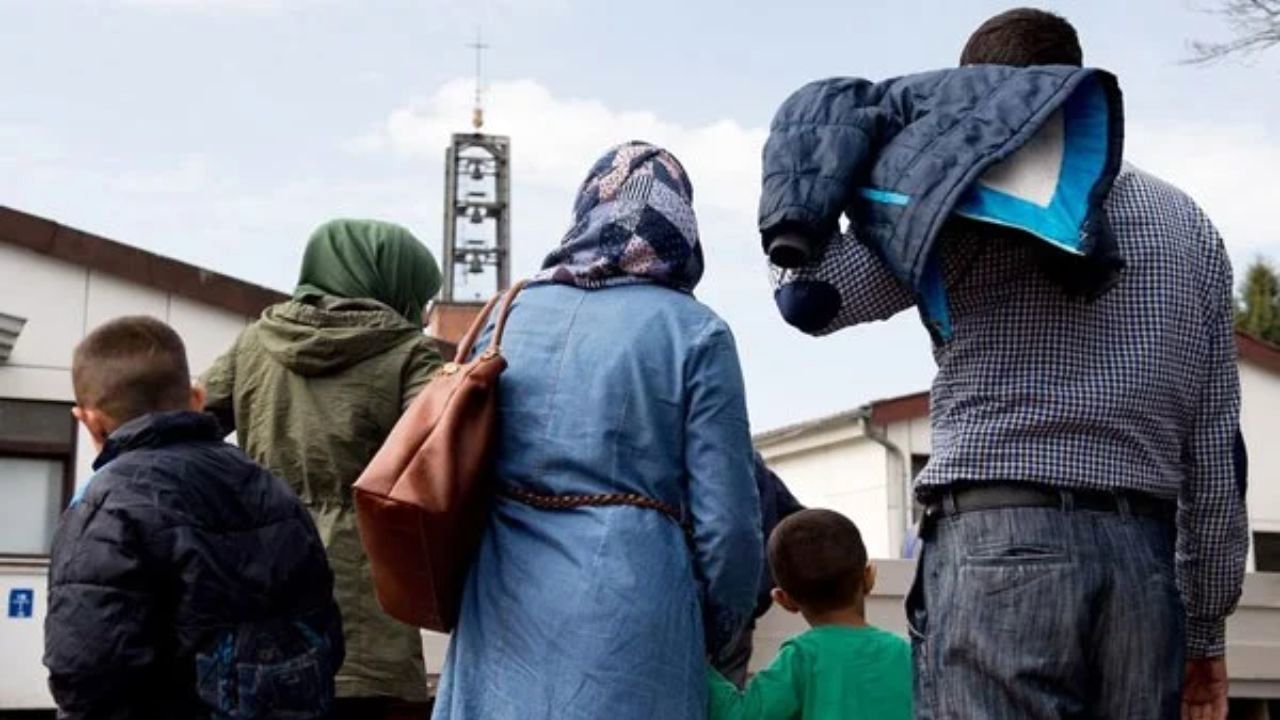 یک‌سوم از جوانان کشورهای عربی به فکر مهاجرت از کشورهای خود هستند