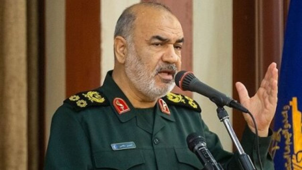 تهدید دشمنان به فرصت‌هایی برای پیشرفت انقلاب تبدیل شد