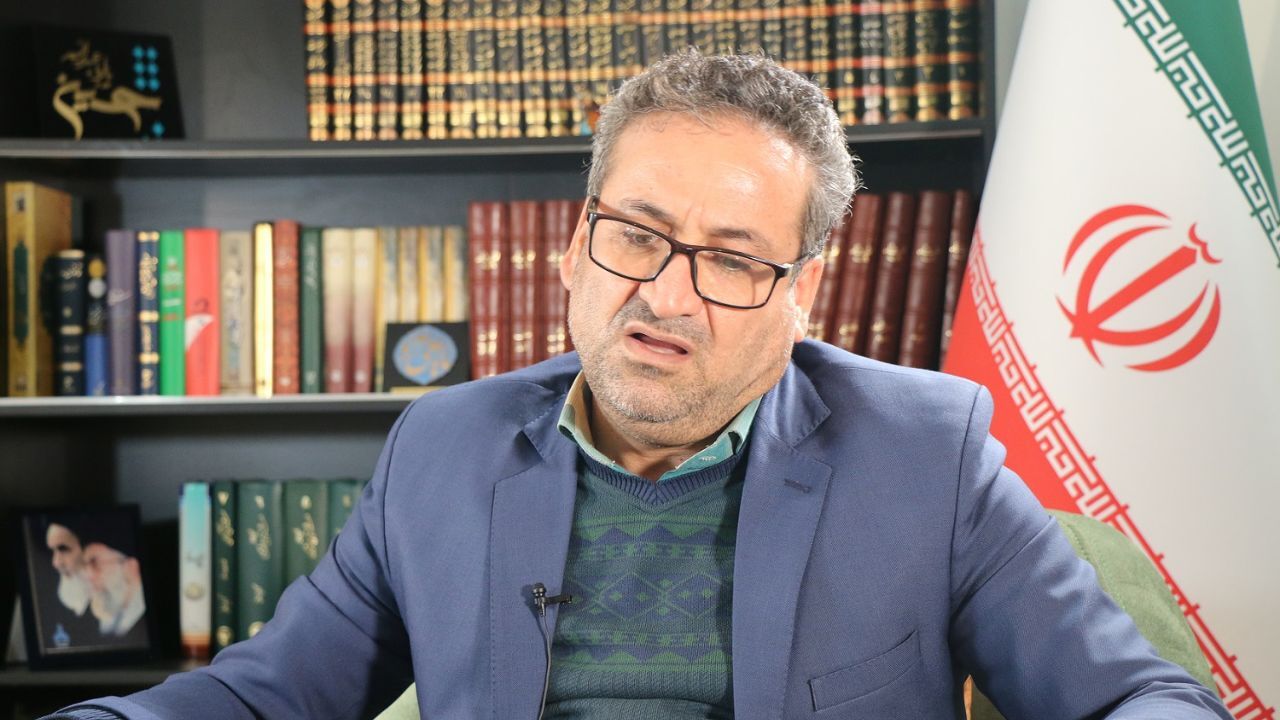نماینده سبزوار توهین‌ به رسانه‌ها را پس گرفت؟ / از نظر محبی نجم‌آبادی چه کسانی شعبان بی‌مخ هستند؟