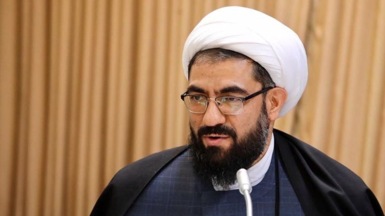 عزت ما در حفظ آرمان‌ها و پایبند بودن به اصول است