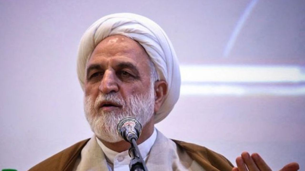 خداوند توبه انسان‌ها و بازگشت آنها را می‌پذیرد