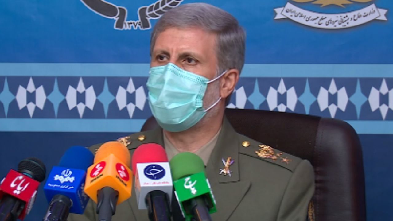 وزیر دفاع: امروز قدرت در جهان حاکم جز زبان زور نمی‌فهمند
