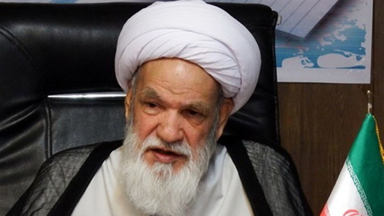 علما تا بحال درباره هیچ کس اجماع نکرده‌اند
