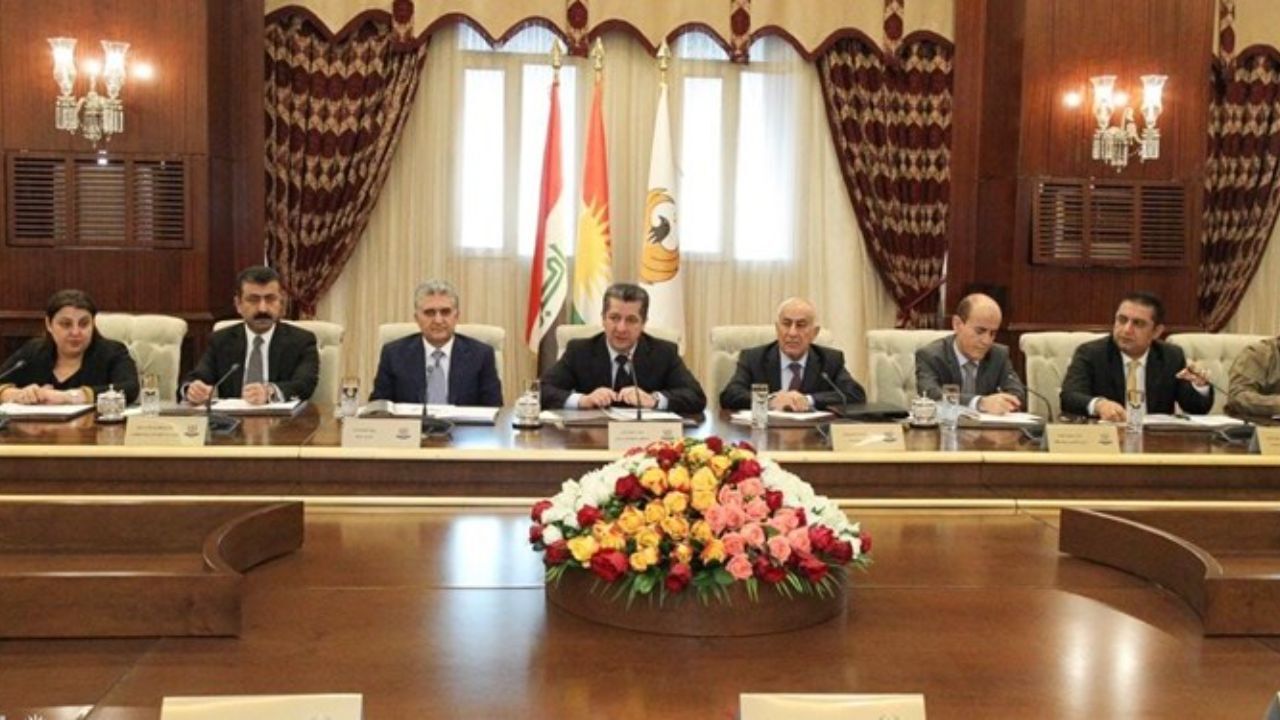 به حاکمیت همسایگان از جمله ایران بسیار احترام می‌گذاریم