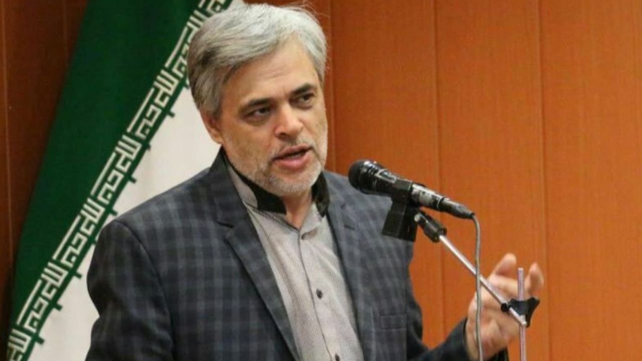 جمهوری اسلامی را نقد کنیم، خودمان همین حالا!