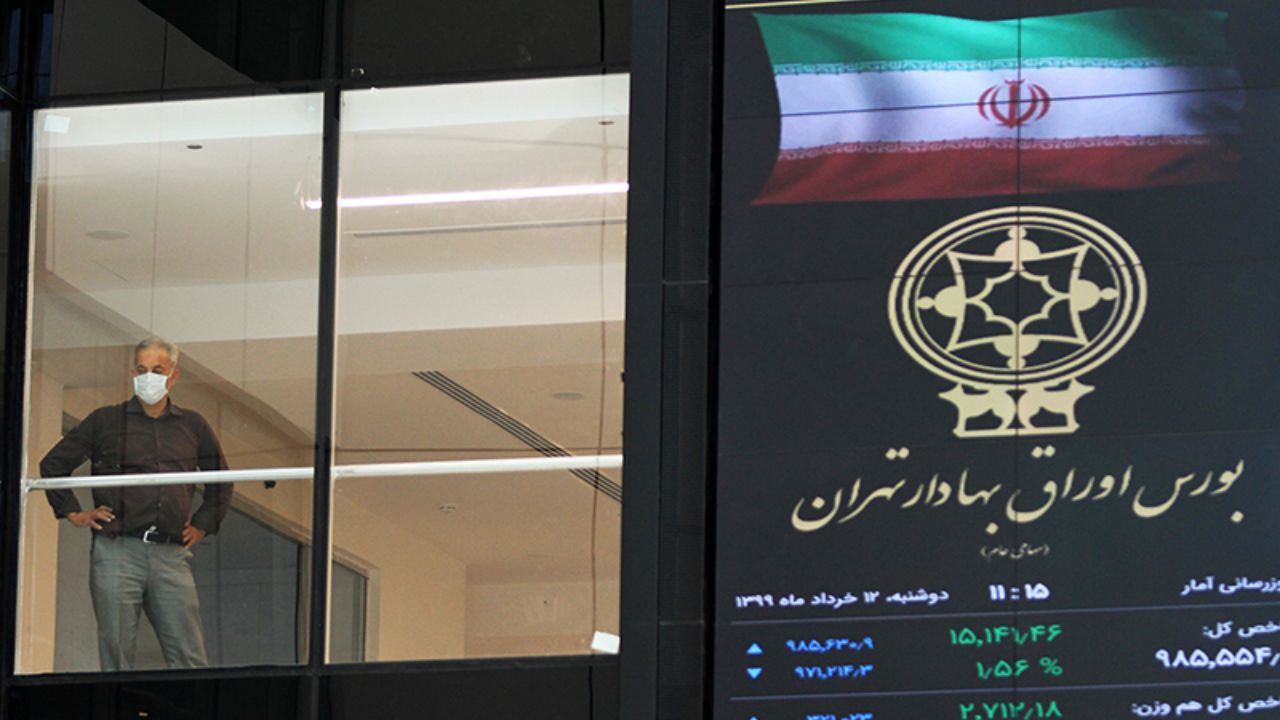 بورس| دولت سرجمع 230 هزار میلیارد تومان از بازار سرمایه تامین مالی داشته است
