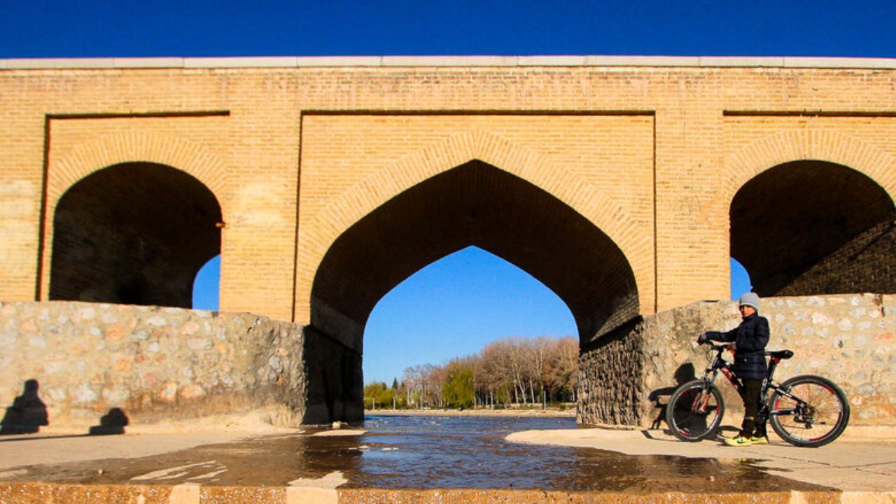 احتمال جیره بندی آب در تابستان 1400 در اصفهان