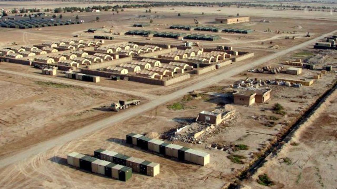 حمله پهپادی به پایگاه عین الاسد