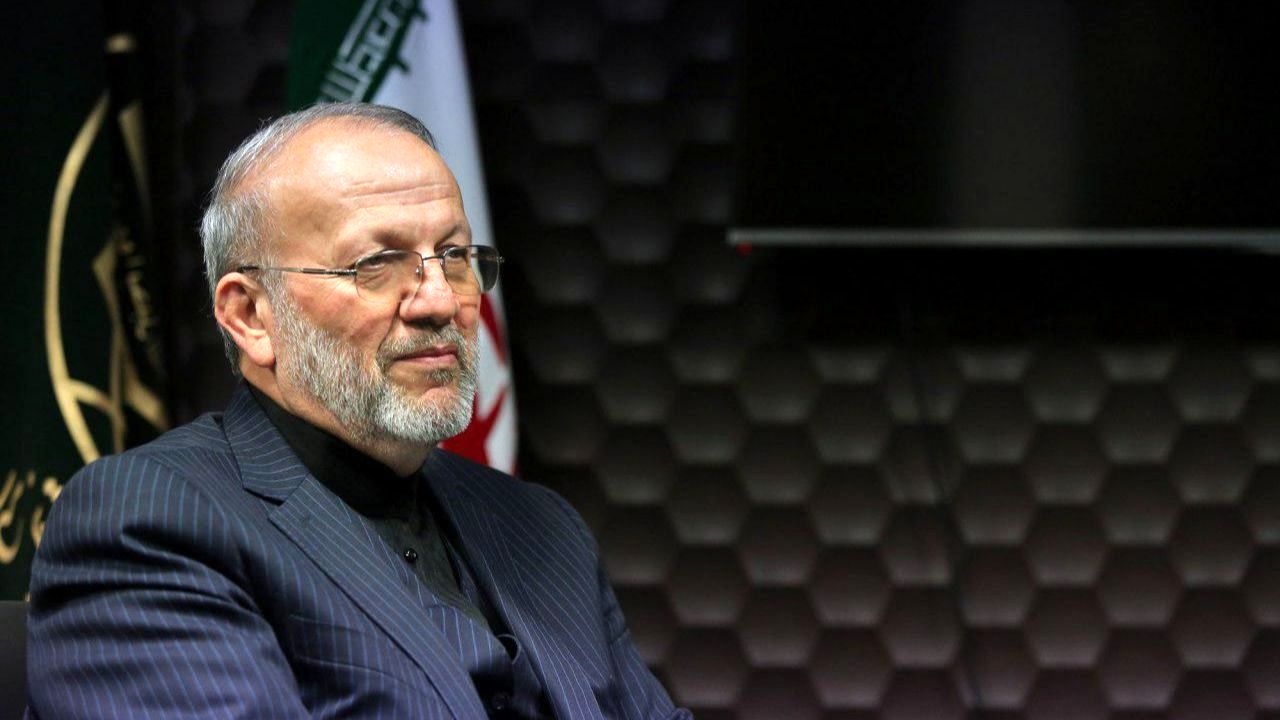 از نگاهمان به رئیسی بر نمی‌گردیم / برخی فکر می‌‌کنند دنیا فقط آمریکا و اروپاست