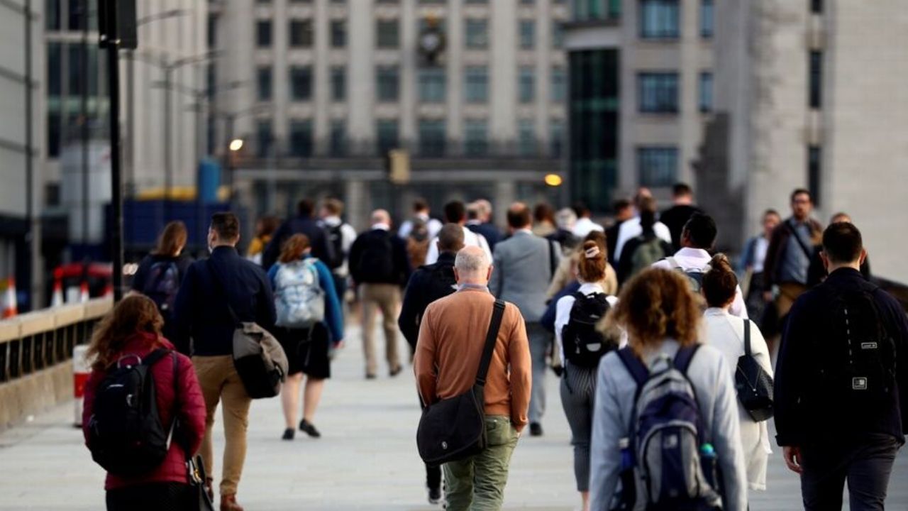 تاثیر کرونا بر اقتصاد انگلیس بیش از سایر کشورهای اروپا است