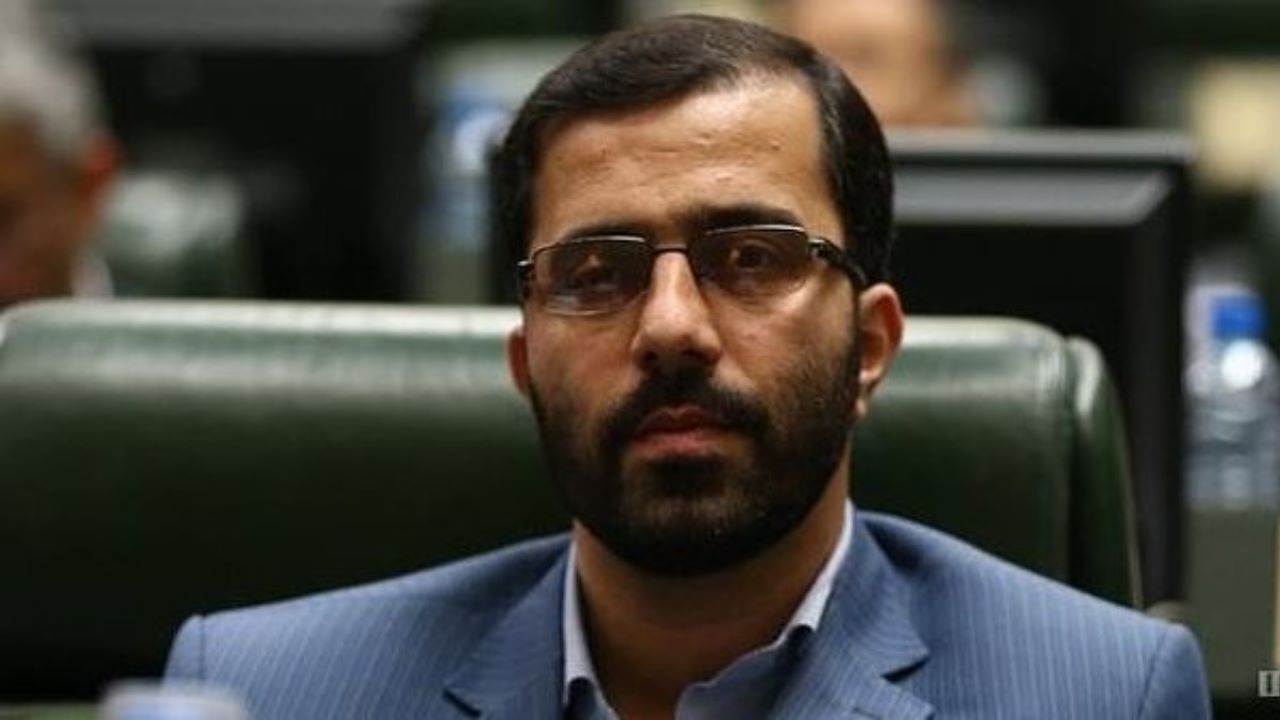 وضعیت اقتصادی کشور بسیار نامطلوب است/ روحانی آدرس غلط می‌دهد/ از دولتمردان انتظار می‌رود که اعلام کنند رویکرد نگاه به غربی‌ها غلط بوده است