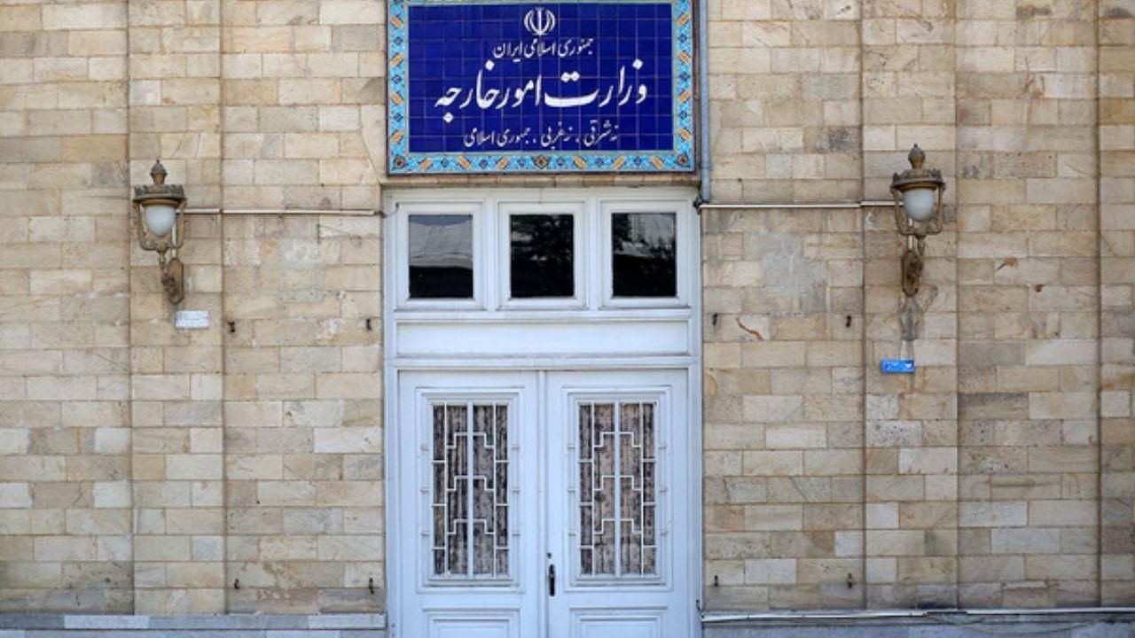 وزارت خارجه: اقلیتی کوچک ولی پرهیاهو علیه ملت قدم برمی‌دارند