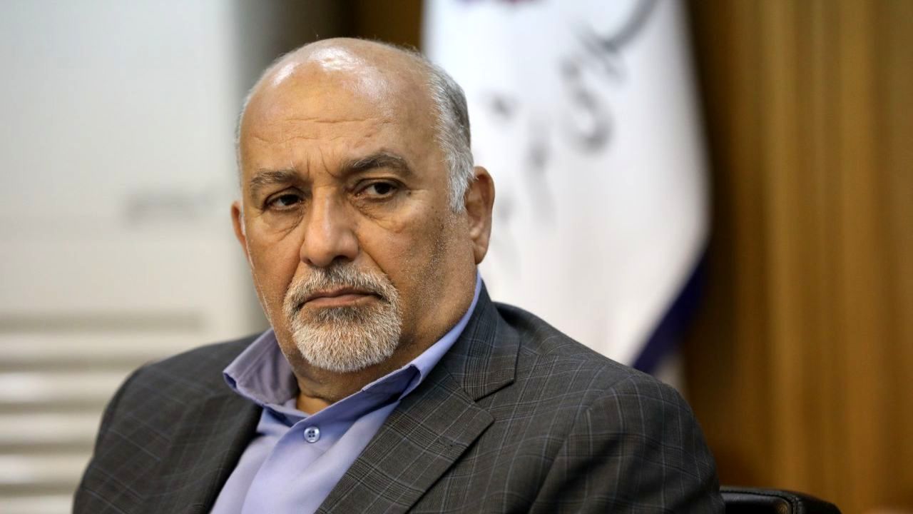 استعفای حسن خلیل آبادی پذیرفته نشد