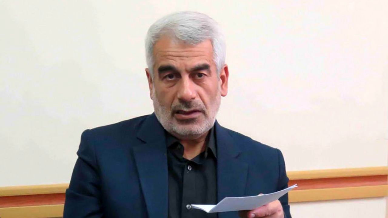جهانگیری پاسخگوی مردم باشد / حرف‌های بیهوده دولت را کسی نمی‌پذیرد