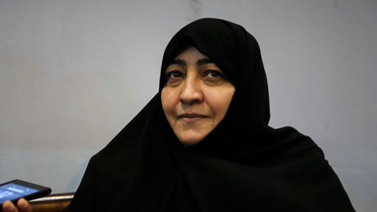 ساکت کردن کارگران باعث بقا یک نظام نمی‌شود/ با مردم داری می‌توان حکومت کرد/ امام خمینی فرمود اشخاص نظامی در سیاست دخالت نکنند/ باید با حضور نظامیان در انتخابات برخورد می‌شد