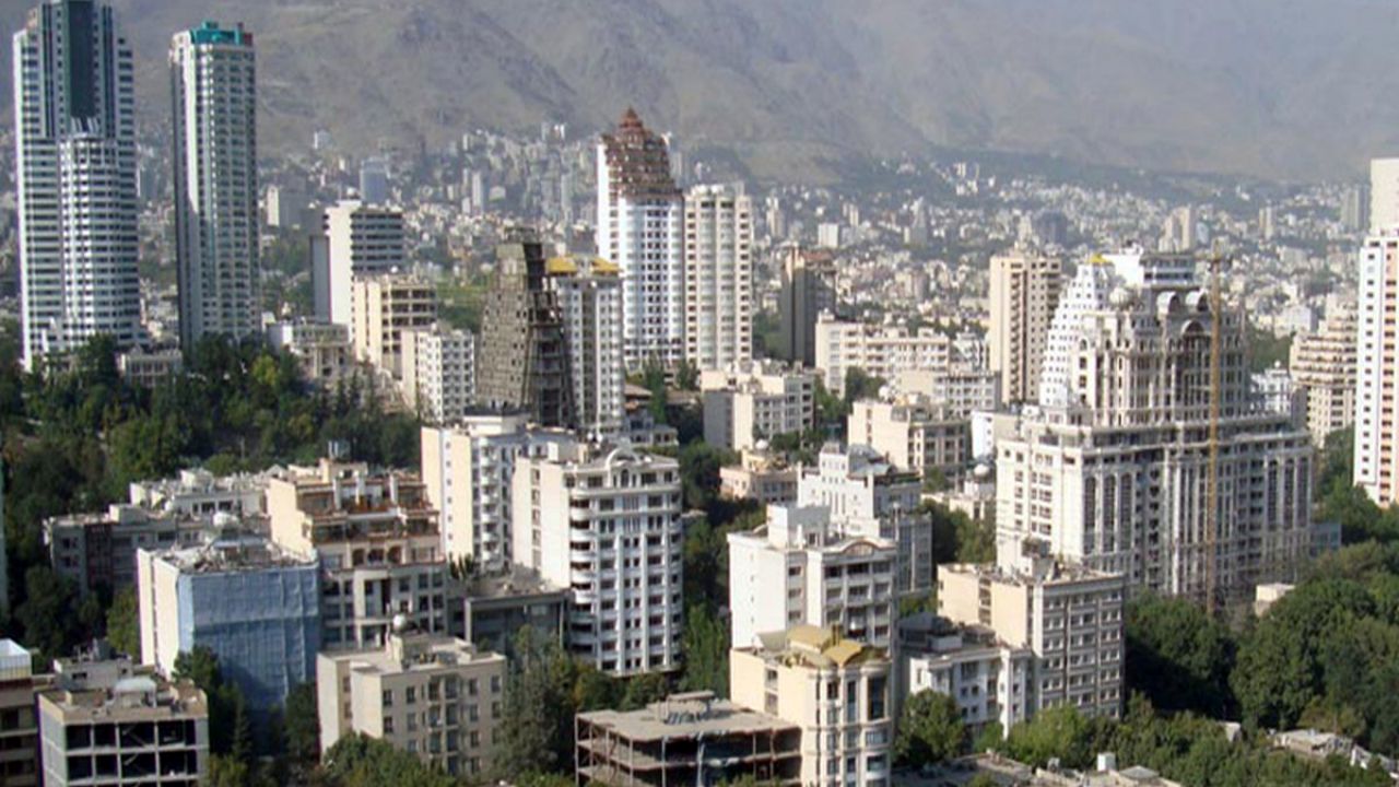 لاکچری‌بازی آپارتمان و خودرو لوکس رواج یافته است