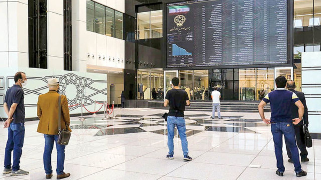 دو سیگنال متفاوت از بورس/ سبزترین روز در بازار سهام 1400 به ثبت رسید