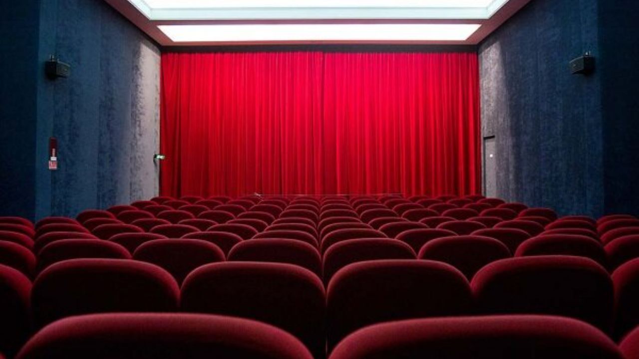 ترجیح سینماداران تعطیلی «سینما» است؟/ فروش 100 بلیت در یک هفته!
