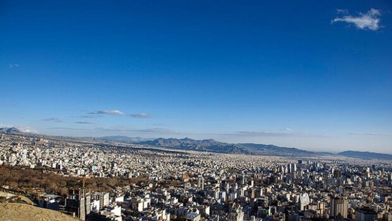 هوای تهران سالم است/ احتمال افزایش غلظت آلاینده‌ها