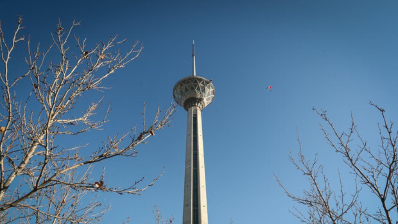 بازگشایی برج میلاد همزمان با آغاز فعالیت مشاغل 1 و 2