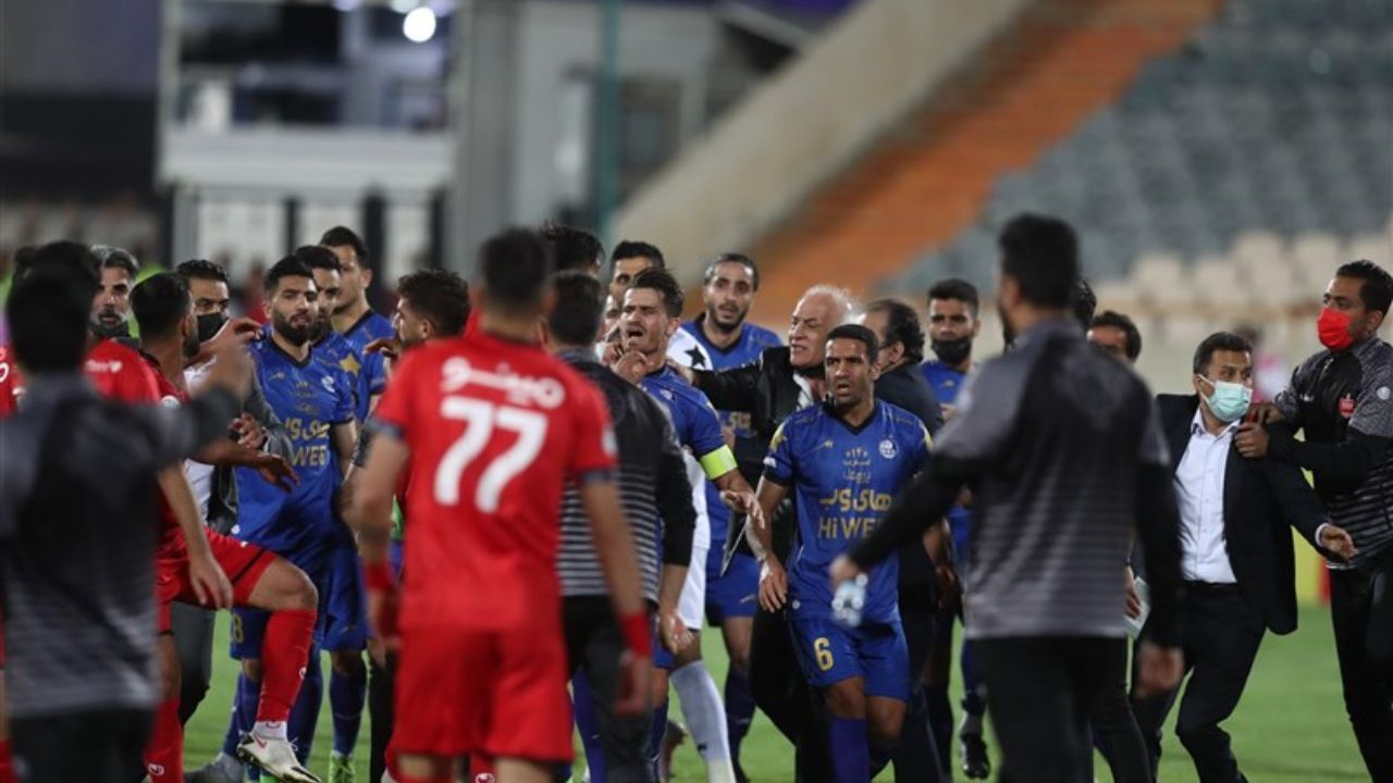 مجریانی حاشیه‌سازبا گرایشات رنگی در رسانه ملی!