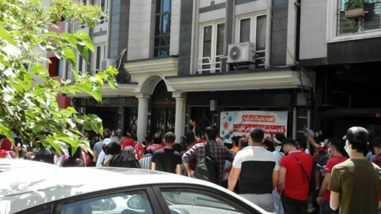 درخواست کمک از هوادار شخصیت پرسپولیس را متزلزل می‌کند/مدیران قبلی هم در این راه ناموفق بودند
