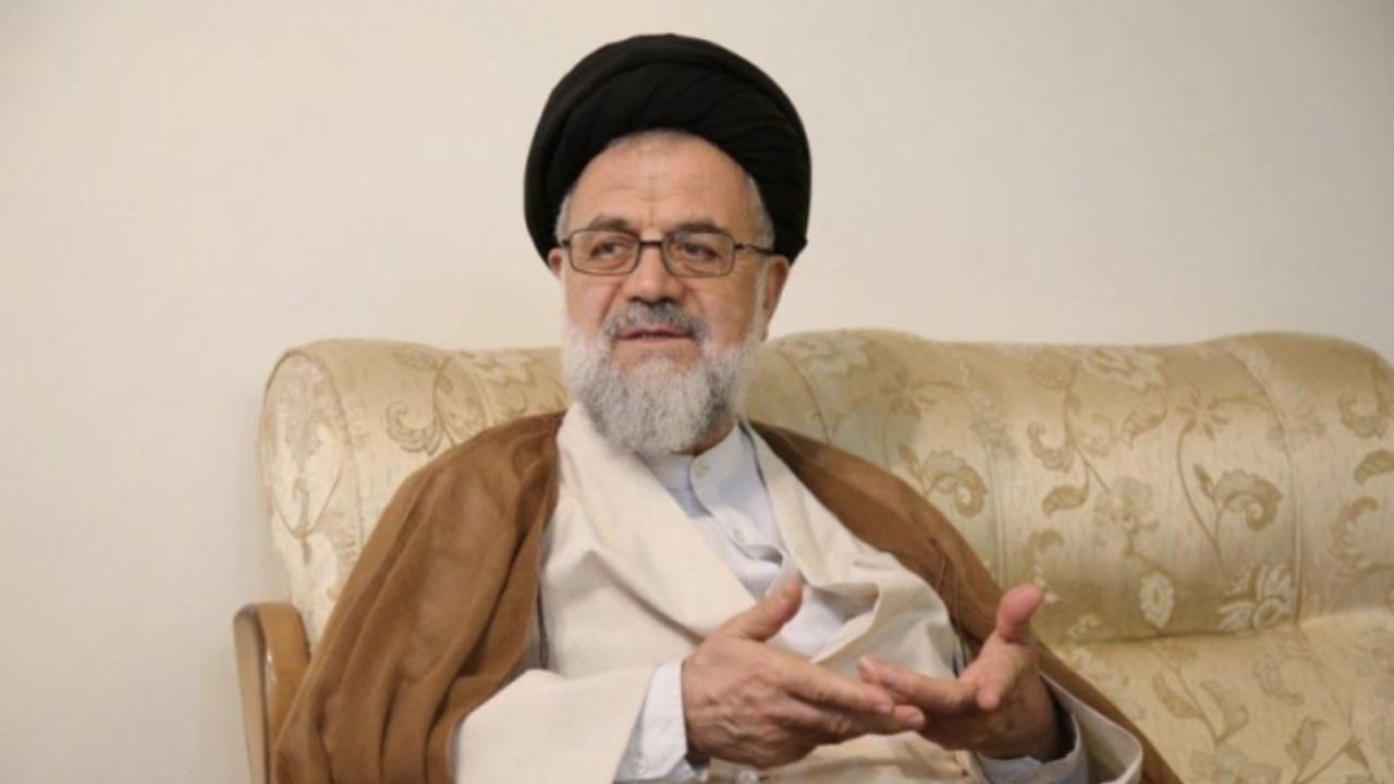 جمهوریتی که اکنون داریم با آنچه مد نظر امام، آیت‌الله منتظری و شهیدان بهشتی و مطهری بود فاصله بسیار زیادی دارد/ یک سال بعد از پایان جنگ، روحیات و رفتارها به کل فرق کرد