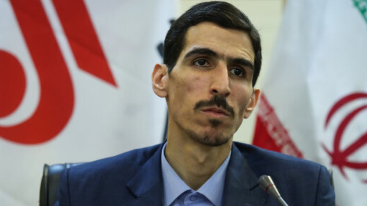 انتخابات 1400| حضور کاندیداهای انقلابی در انتخابات صوری است؟/ سخنگوی ستاد انتخاباتی علیرضا زاکانی: هر نامزدی از جریان انقلاب اگر بگوید تا آخر در عرصه حضور دارد اشتباه کرده است/ عقلانیت در نامزد‌های جریان انقلابی وجود دارد که در روز‌های پایانی تصمیم واحدی 